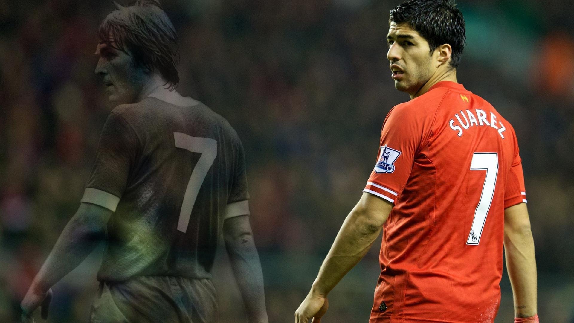 文化交流：足球成为东西方文化交流的桥梁，足球文化的绘画作品